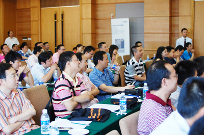 2010新時(shí)達(dá)新產(chǎn)品技術(shù)交流會(huì)-重慶站 - 新時(shí)達(dá)_電梯企業(yè)新聞_ - 電梯資訊 - 共利電梯網(wǎng)