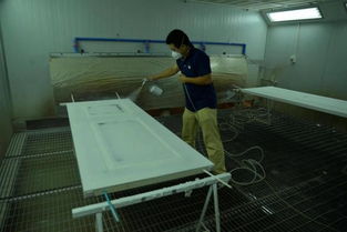 水性漆木門技術交流座談會在君藝美居工廠順利舉行